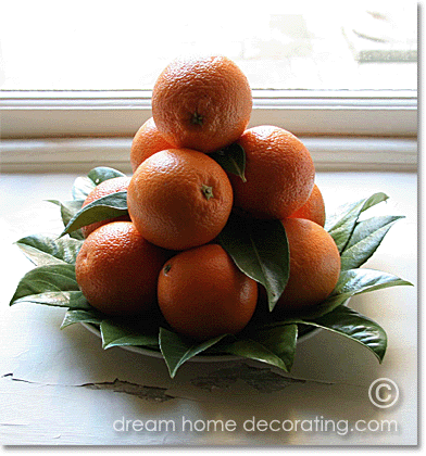 christmas table centerpieces: orange pyramid