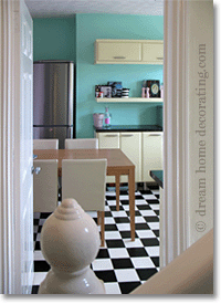 English kitchen color scheme in mint, black & white