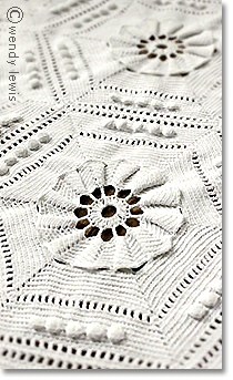 vintage crochet bed coverlet