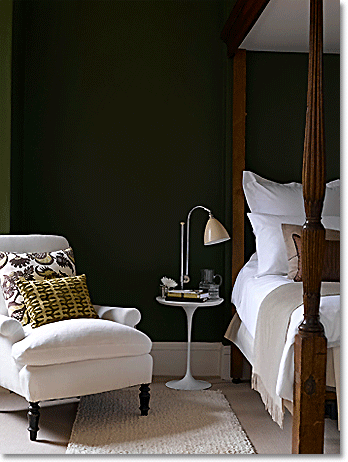 dark green bedroom walls with neutrals