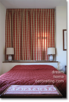 red-and-white tuscan bedroom