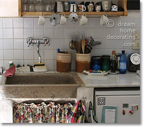 traditional kitchen in San Gimignano, Tuscany