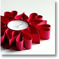 valentine table decoration from a tealight and paper strips