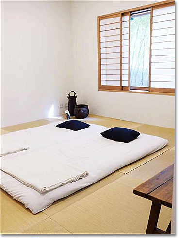 contemporary Japanese bedroom in Tokyo