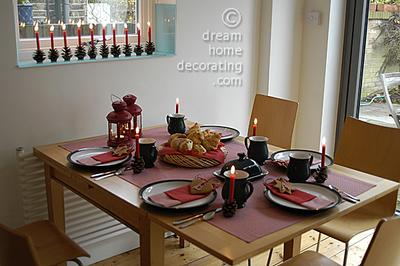 'Contemporary rustic' Christmas breakfast table